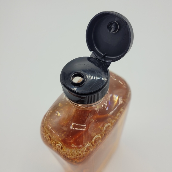 Bath and Body Works Discontinued Winter Vanilla Latte Body Wash 2013 Collection - Picture 3 of 3